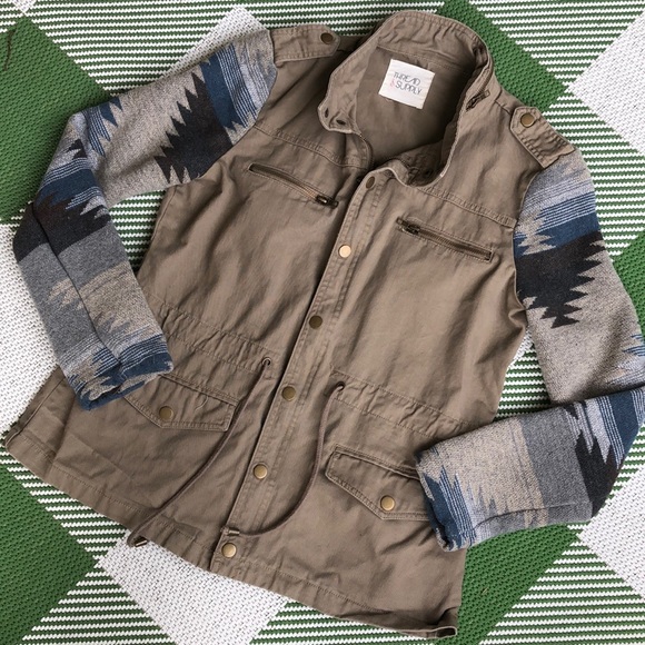 Thread & Supply kaki jacket with blue Aztec design, snap front & lots of pockets - Picture 1 of 8